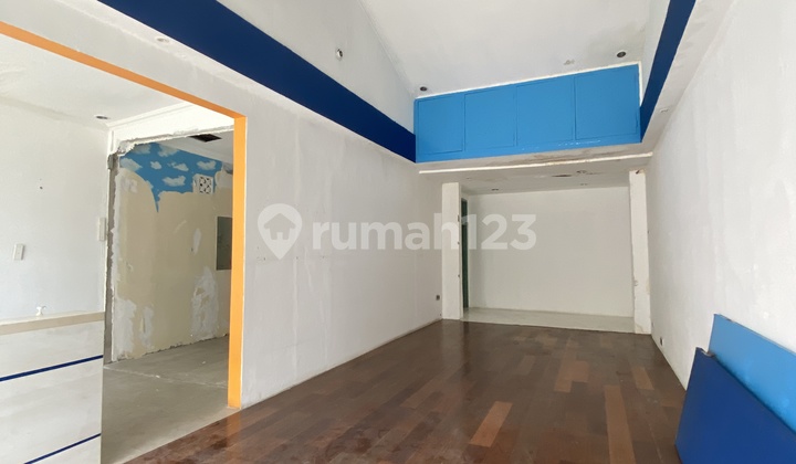 Commercial Space in Rawamangun Strategic Location for Rent