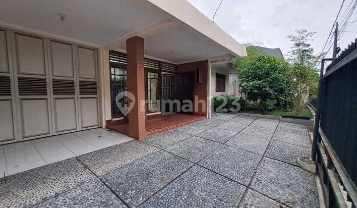 Rumah Murah Tapi Masih Sangat Bagus di Bawah Harga Pasar. Rawamangun Dalam Komplek 2 Lantai Jual Kondisi Bagus Siap Huni, Luas, Jalan Depan Lebar 3 Mobil 2