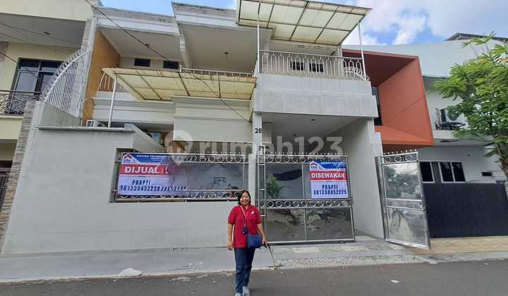 Rumah Bagus Di Rawamangun, Shm, Imb