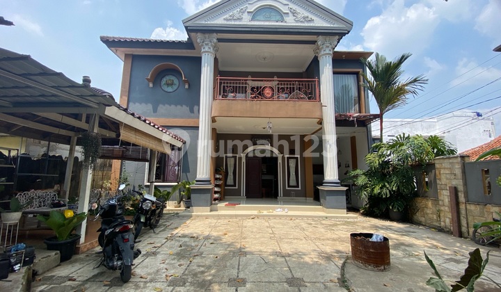 Rumah Bagus Mewah Di Sukaraja Bogor Harga Miring. Sangat Dekat Stasiun Kereta. Sertifikat Hak Milik 2