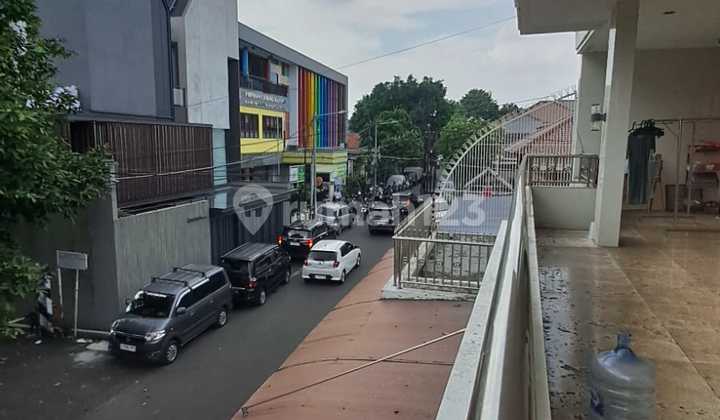 Rumah Mewah 2 Lantai Lokasi Strategis Di Rawamangun Hak Milik 1