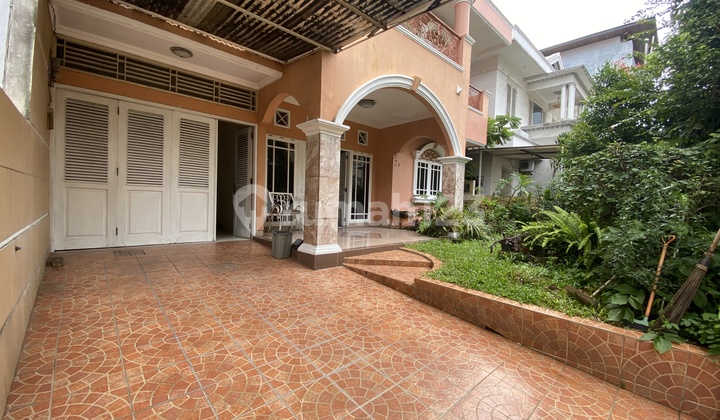 Jual Mepet NJOP Rumah 2 Lantai Kelapa Gading, Jalan Lebar, One Gate System, Tidak Banjir, Dekat Mkg Moi Mag Harga,13M Nego