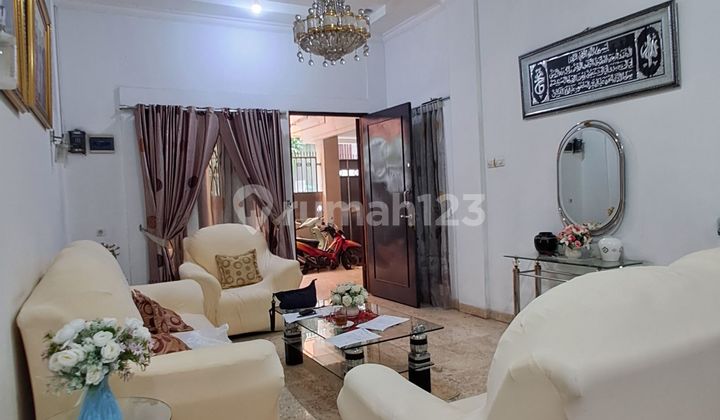 Rumah Mewah 2 Lantai.lokasi Strategis Di Rawamangun Rumah Mewah 2 Lantai.lokasi Strategis Di Rawamangun