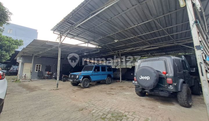 For sale: Warehouse in Pesanggrahan Bintaro, area 1000m2, price 10 million/m2, behind RSPPN, currently used as a Jeep workshop.