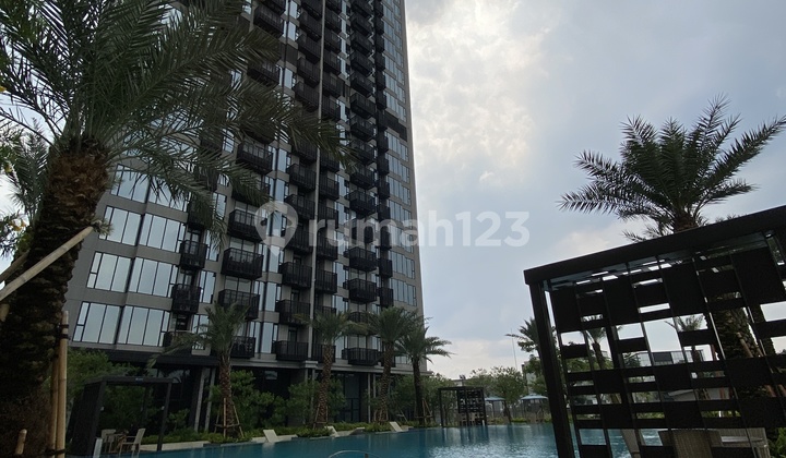 For Rent Apartment Unit Victoria Tower Fatmawati City Center. 2 Bedrooms 1 Bathroom. Semi Furnished