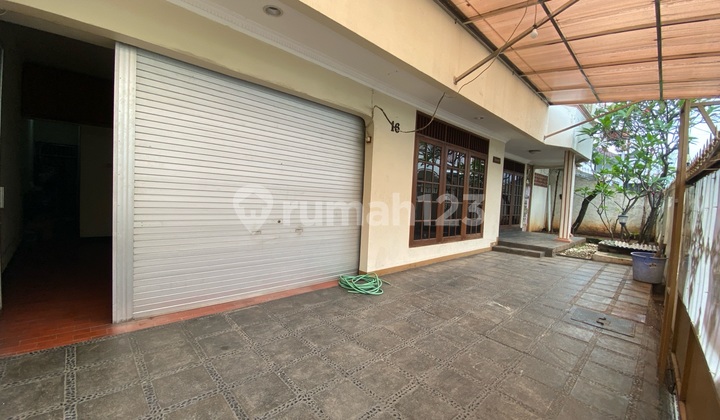 Jual Rumah Kayu Putih Kondisi Baik Siap Huni Terawat Harga Miring Mepet NJOP 6 M. Jual Cepat Butuh Dana 2