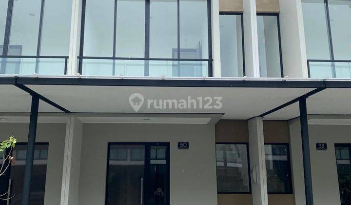 di Pik rumah ready hanya 1Man Baru 2 Lantai 1