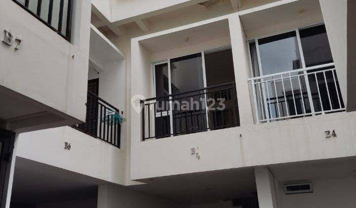 Rumah minimalis model townhouse shm 3 Lantai di area bebas banjir jakpus dekat rawasari percetakan negara 1