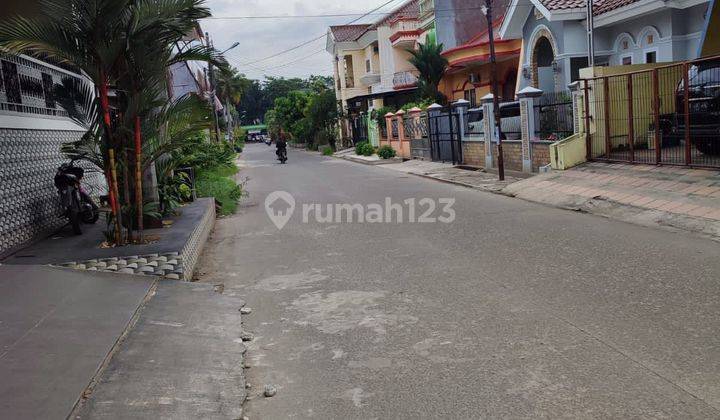 Rumah di Harapan indah 3 Lantai SHM Bagus 2