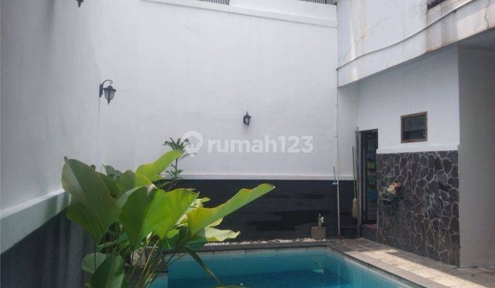 Rumah luas tanah 206 bonus bangunan dan kolam renang hanya 4Man 1