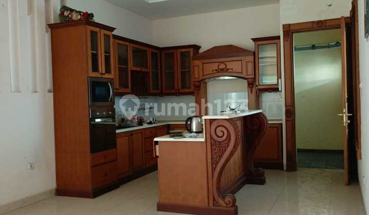 Rumah Kantor Atau Gudang Dekat Gunung Sahari Atau Tol Kemayoran Luas Tanah 220 3 Lantai