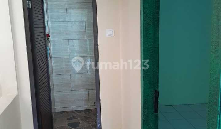 Rumah 2 Lantai Ciledug Akses Mobil Kecil Hanya 600 Jutaan Rumah 2 Lantai Ciledug Akses Mobil Kecil Hanya 600 Jutaan