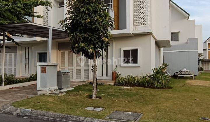 Rumah Luas Tanah 211 Sumarecon Bandung Siap Huni  1