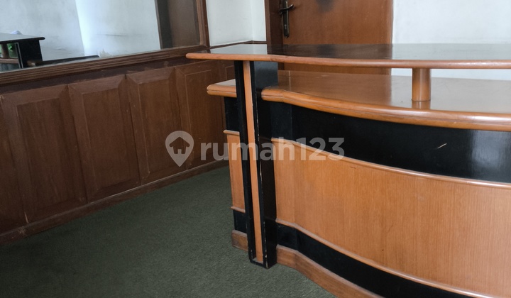 Ruko Gandeng Pasar Baru Luas Tanah 336 Bangunan 31/2 Lantai Siap Pakai Rapi Terawat