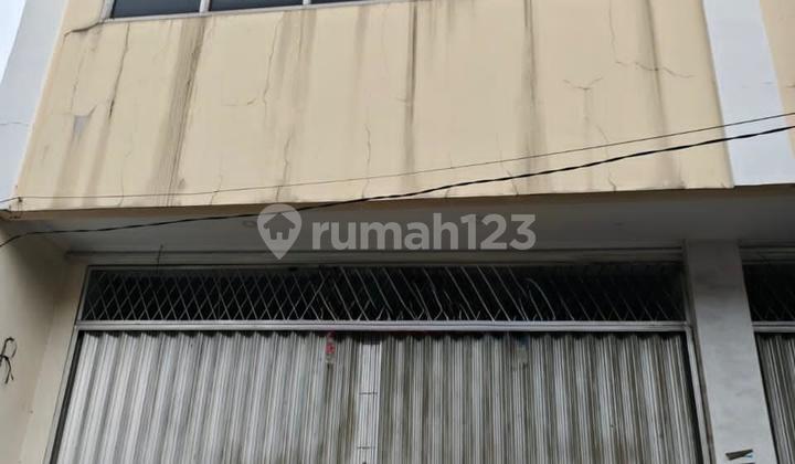 Shop House, in Jatinegara 2 Floors Ready for Use Near Matraman Pramuka