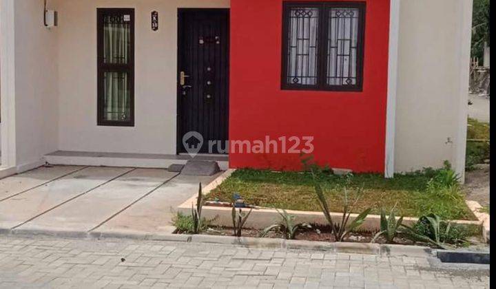 Disewakan Rumah 1 Lantai  4