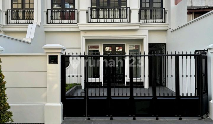 Dijual Rumah Baru Mewah American Classic Di Cempaka Putih Jakpus 2