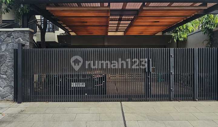 Jual Cepat Rumah Semi Furnished Siap Huni Area Senopati Senayan Jual Cepat Rumah Semi Furnished Siap Huni Area Senopati Senayan