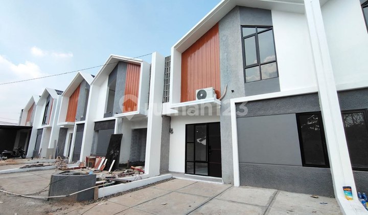 Rumah Baru Mezzanine 1,5 Lantai Di Pondok Cabe Tangerang Selatan
