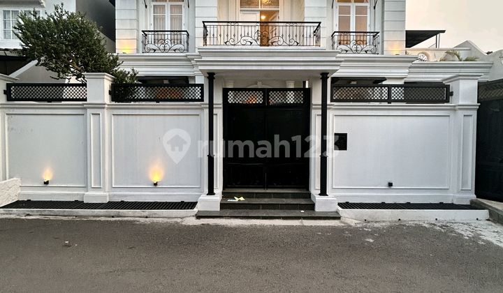 Dijual Rumah Baru Mewah Modern Classic di Tebet Jakarta Selatan Dijual Rumah Baru Mewah Modern Classic di Tebet Jakarta Selatan