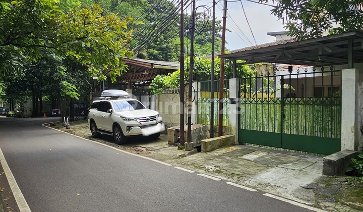 Sell Fast Land Calculation Hook House In Selong Kebayoran Baru