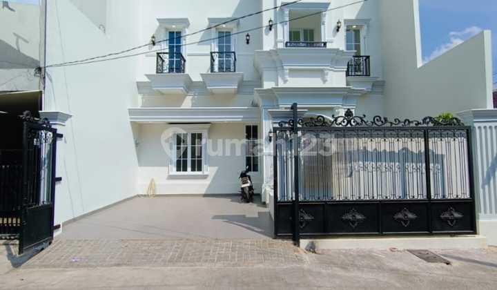 Dijual Rumah Baru Mewah Klasik Di Joglo Kembangan Nempel Meruya Dijual Rumah Baru Mewah Klasik Di Joglo Kembangan Nempel Meruya