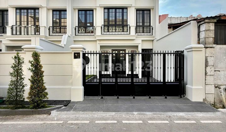 Dijual Rumah Baru Mewah American Classic Di Cempaka Putih Jakpus