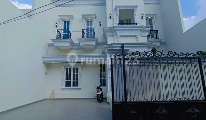 Jual Cepat Rumah Baru Mewah Klasik Di Joglo Nempel Meruya Kembangan  2