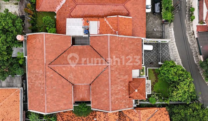 Jual Cepat Rumah Full Furnished Luas Modern Tropis di Pancoran 2