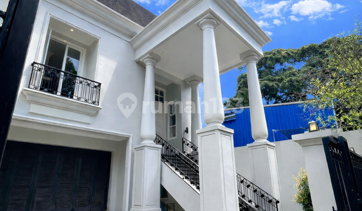Rumah Baru Mewah Klasik di Prime Area Brawijaya Kebayoran Baru