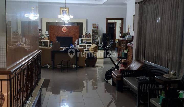 Ruko Di Mainroad Naripan Cocok Untuk Kafe  2