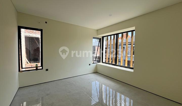 RUMAH DENGAN KONSEP VILLA DI SANUR COCOK UNTUK INVESTASI 2