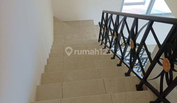 Disewakan Ruko Aralia Depan Patung Kuda di Harapan Indah 2 Bekasi 5