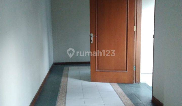 Rumah11 4 Lt di Salemba 1 Jakarta Pusat cocok utk usaha  kos-kosan 7