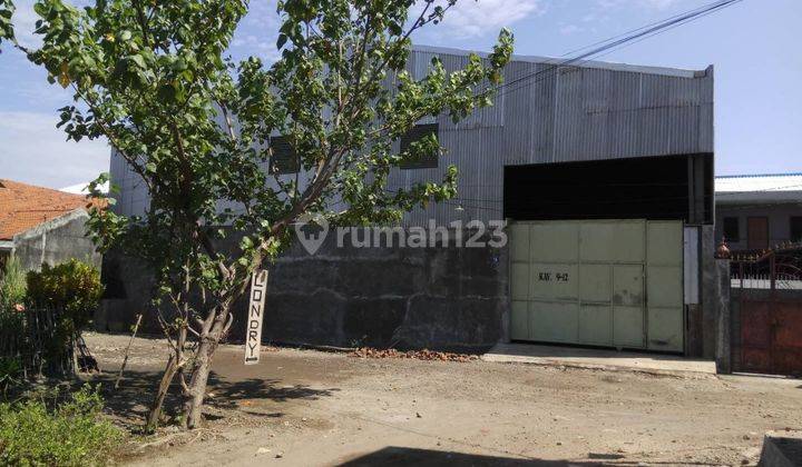Dijual Kantor + Gudang bekas masih aktif Komplek Pergudangan Gunung Anyar Tambak Surabaya 
  1