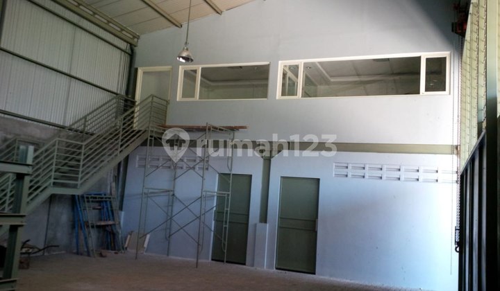 Dijual Kantor + Gudang bekas masih aktif Komplek Pergudangan Gunung Anyar Tambak Surabaya 
  3