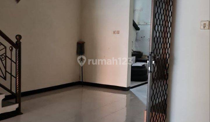 Disewakan Ruko lebar 7 Raya Letjen Suprapto Waru Sidoarjo 4