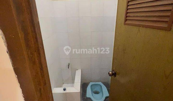 Disewakan Rumah 2 Lantai Villa Valensia Semi Furnished Surabaya 2