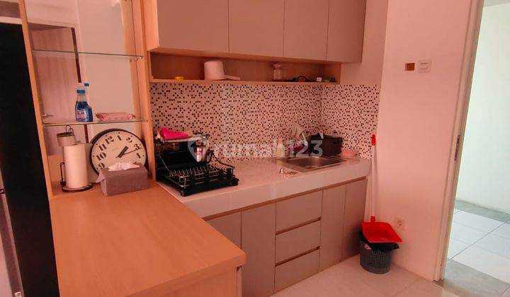 Apartement Puncak Dharmahusada 2 BR Furnished Bagus Nat.ya375 2