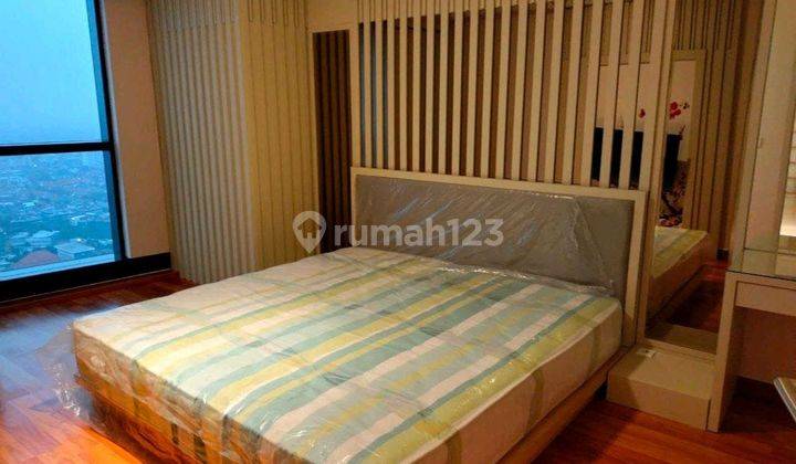 Apartement The Peak Tunjungan Plaza 5 2 BR Furnished Nat.ya085 1