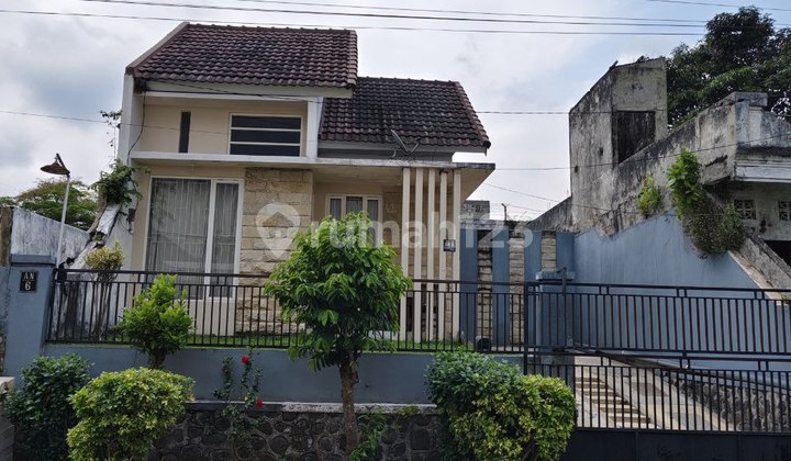 Rumah Terawat Under 1 M di Villa Gunung Buring Malang Blok AN 2