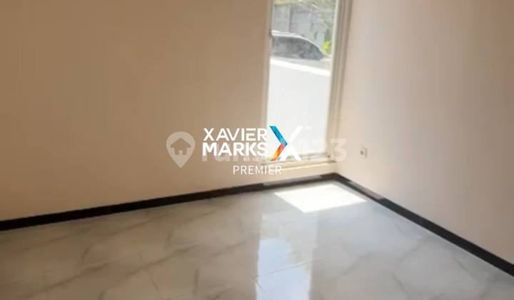 Rumah Minimalis 2 Lt Full Renov di Perum Cemorokandang Malang 2