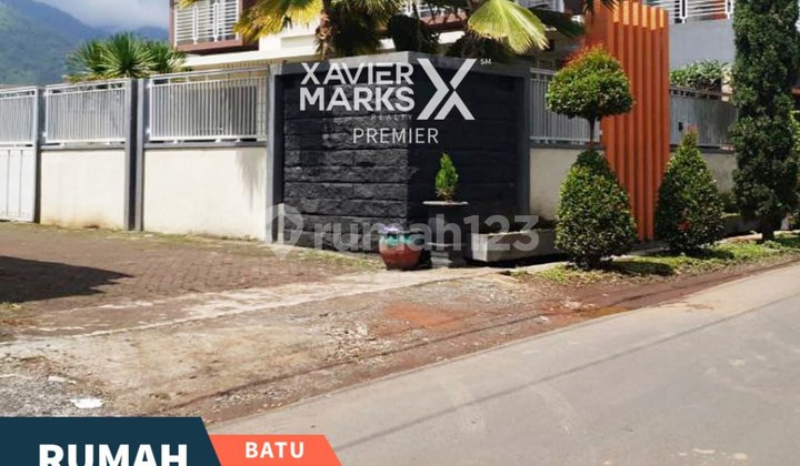Dijual Villa Furnished di Kota Batu Ada Private Pool