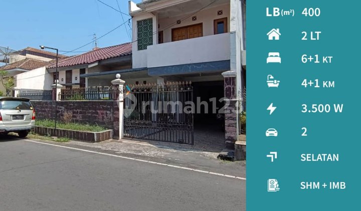Rumah Klasik Luas Banyak Kamar di Pulau Pulau Klojen Malang