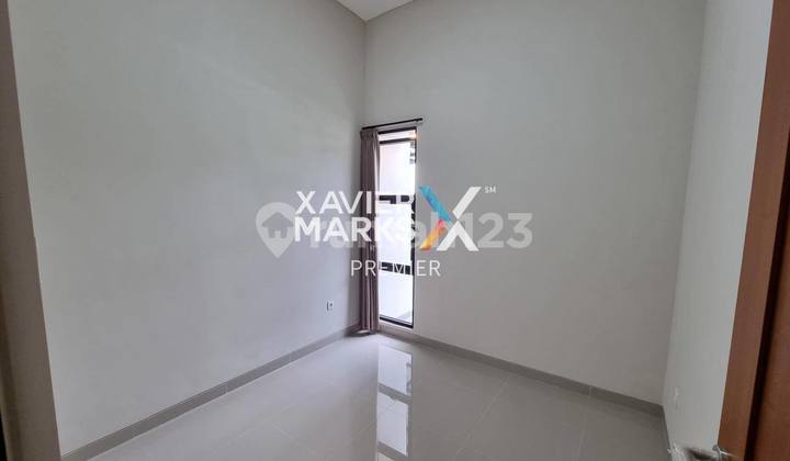 1-Storey House Near Toll Exit at Riverfront Blimbing Malang 2