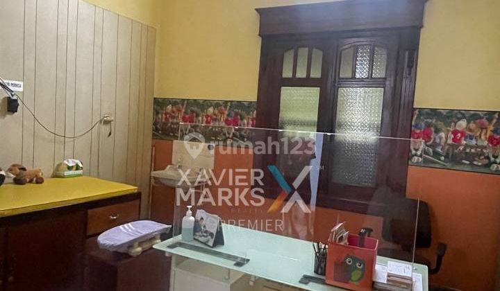 Ruang Usaha Tengah Kota Posisi Hook di Pasar Besar Malang 2