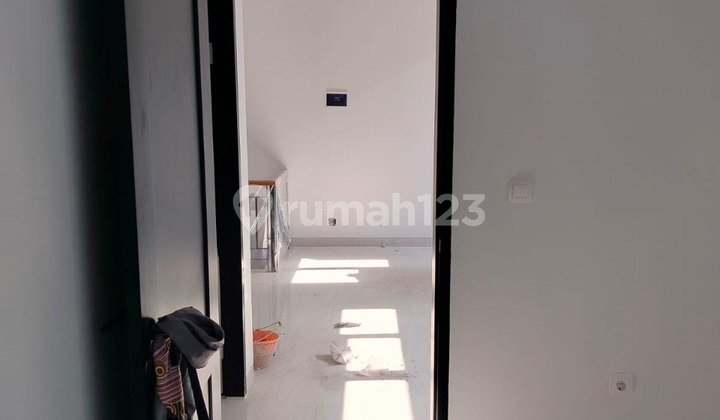 For Sale New Modern Design House Ready to Occupy in Sawojajar Malang 2