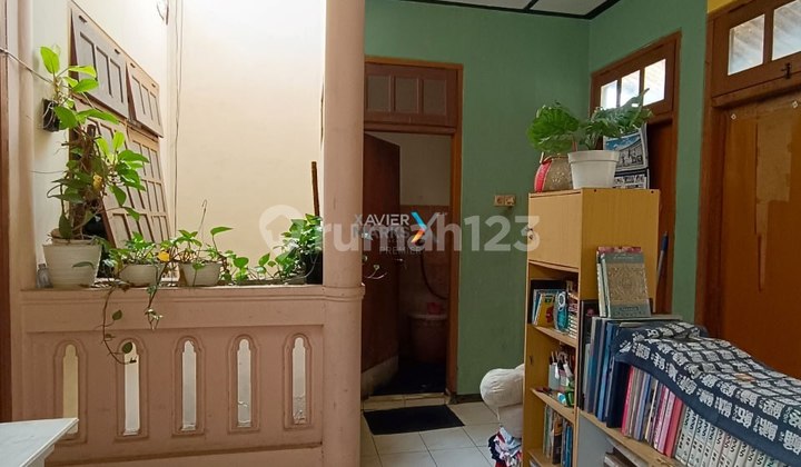 Dijual Rumah Klasik Area Tata Surya Tlogomas Malang Dekat Kampus 2