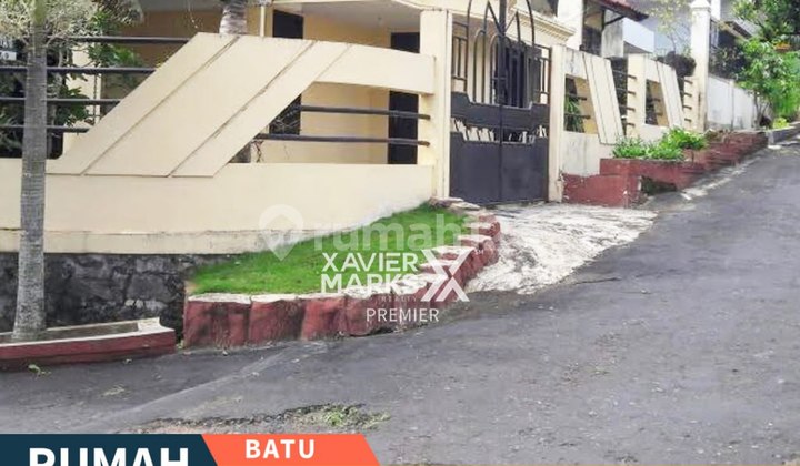 Rumah di Jl Flamboyan Kota Batu View Bagus Lingkungan Tenang