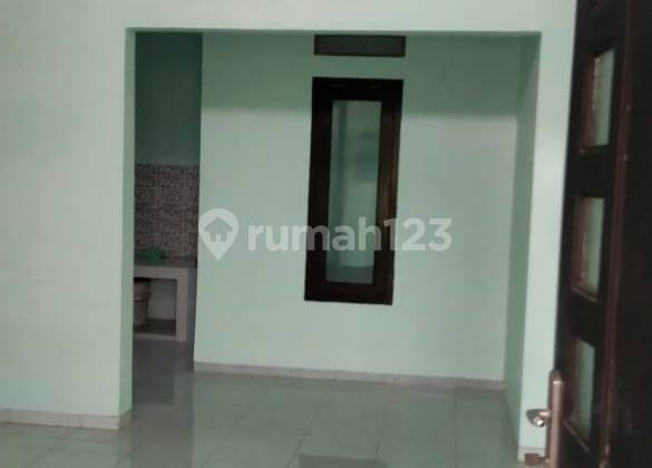 Ready-to-occupy House in Pandanwangi Royal Park Blimbing Malang 2